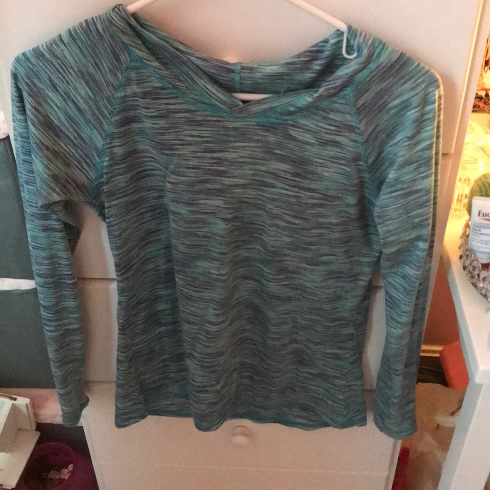 Women’s athletic long sleeve.